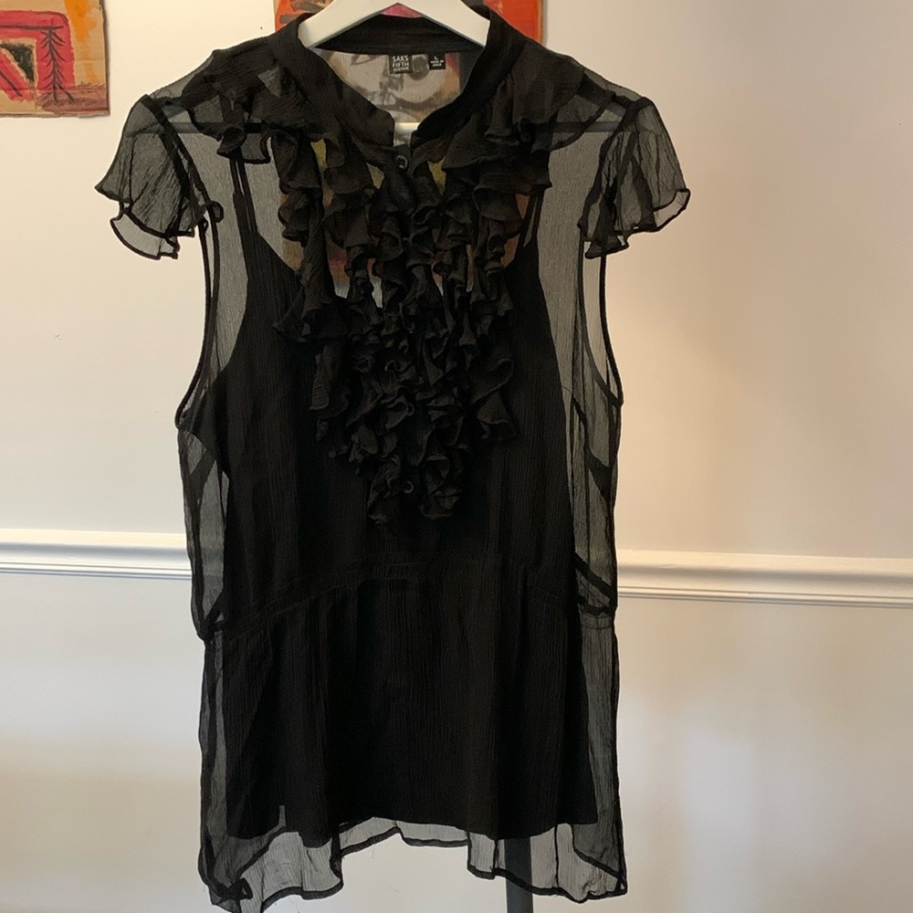 Saks fifth Ave ruffled tanktop!